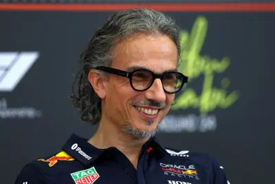 F1. &ldquo;Max? &Egrave; davvero tranquillo&rdquo;: Laurent Mekies incantato dalla calma di Verstappen ad Abu Dhabi