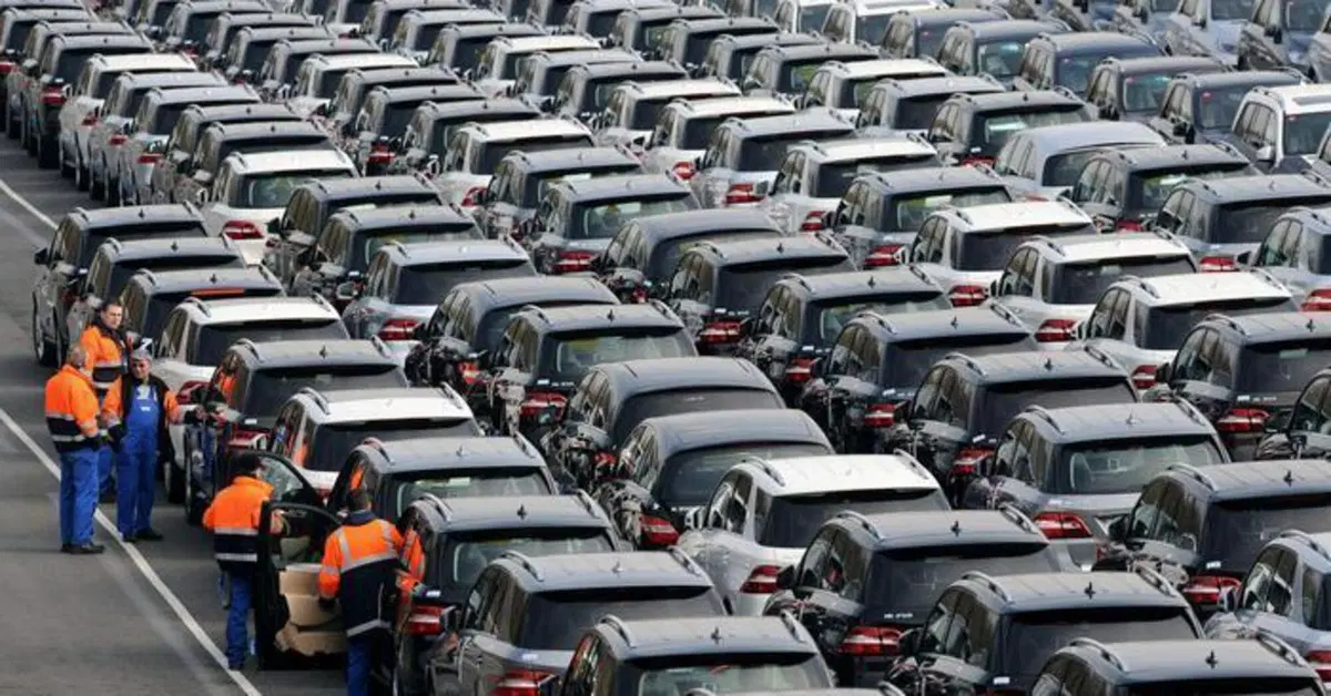 L'apocalisse del settore auto tedesco: perch&eacute; la Germania &egrave; finita ko (e come pu&ograve; fermare il declino)