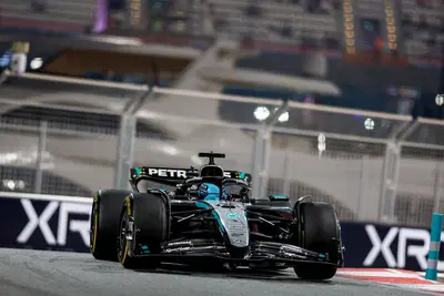 F1. Qualifiche GP Abu Dhabi, Russell: "Ho cercato la scia di Verstappen, era pi&ugrave; un suggerimento al muretto Red Bull"