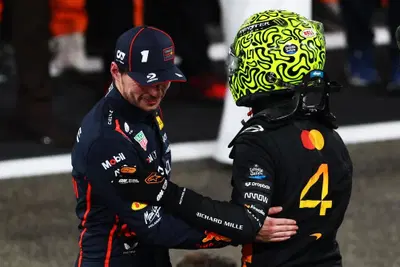 F1. GP Abu Dhabi, Verstappen vince la gara ma cede il titolo a Norris: "Orgoglioso della stagione, una lezione di resilienza. Non ho rimpianti"