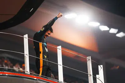 F1. Lando Norris campione del mondo ad Abu Dhabi: il sogno di una vita diventato realt&agrave;