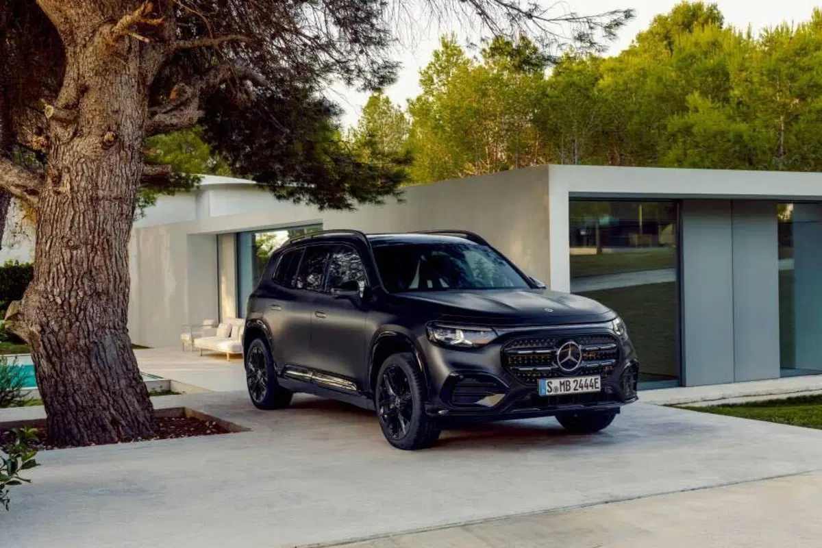Nuova Mercedes GLB: il SUV a 7 posti si rinnova e diventa elettrico [VIDEO] (4)