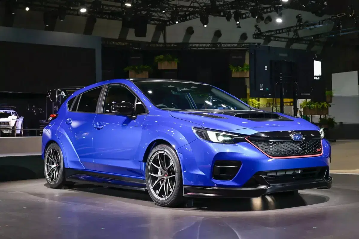 Due STI, ma la scelta spetta a te: Subaru lancia la sfida ai fan (5)