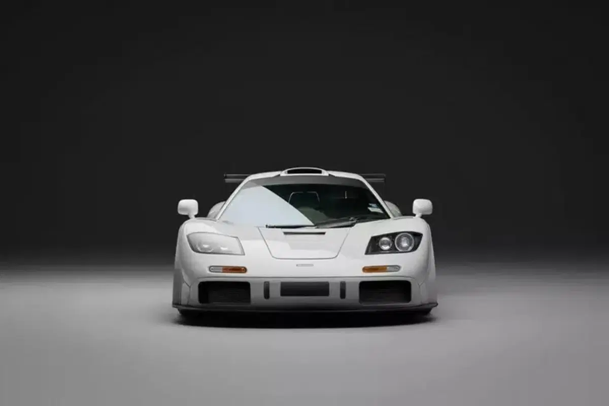 McLaren F1 da record: all’asta a 23 milioni di euro, la supercar più cara mai venduta (5)