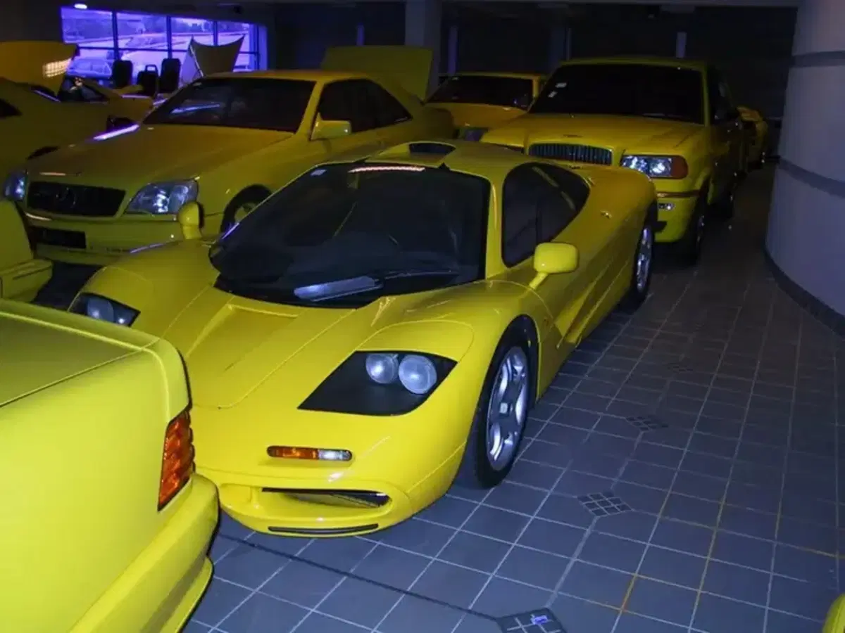 McLaren F1 da record: all’asta a 23 milioni di euro, la supercar più cara mai venduta (8)