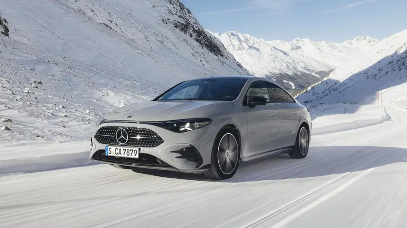 Mercedes CLA 2025 mild hybrid: come funziona la nuova versione con motore termico
