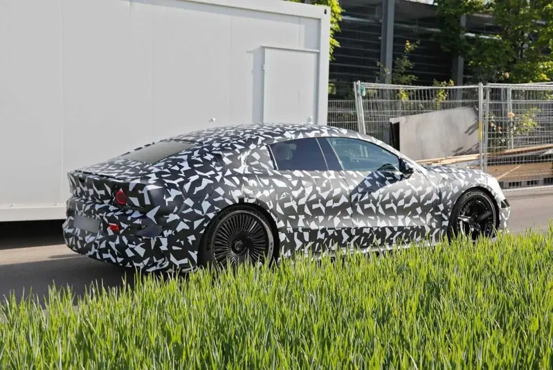 Mercedes Benz AMG GT