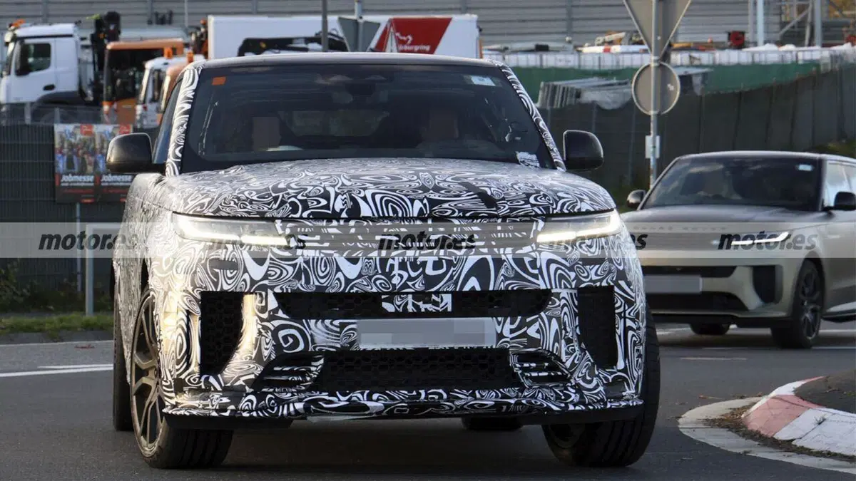 Range Rover Sport SV 2027: il V8 sopravvive ma con un prezzo… (3)