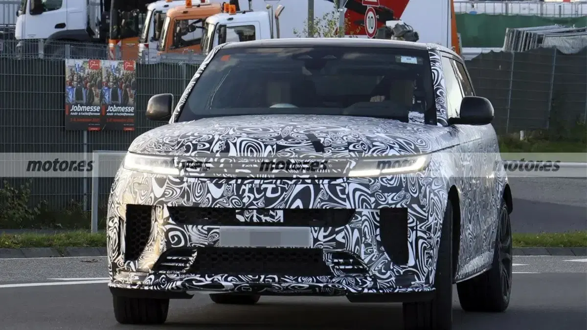 Range Rover Sport SV 2027: il V8 sopravvive ma con un prezzo… (5)