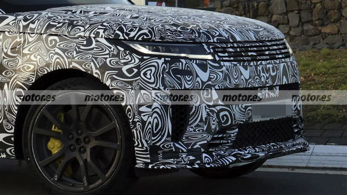 Range Rover Sport SV 2027: il V8 sopravvive ma con un prezzo… (8)