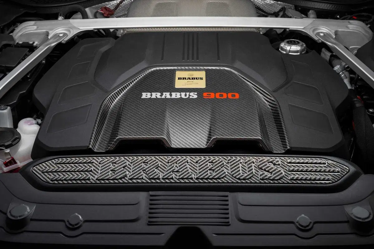BRABUS 900 Superblack: la Bentley Continental GT Speed diventa un mostro da 900 CV (8)