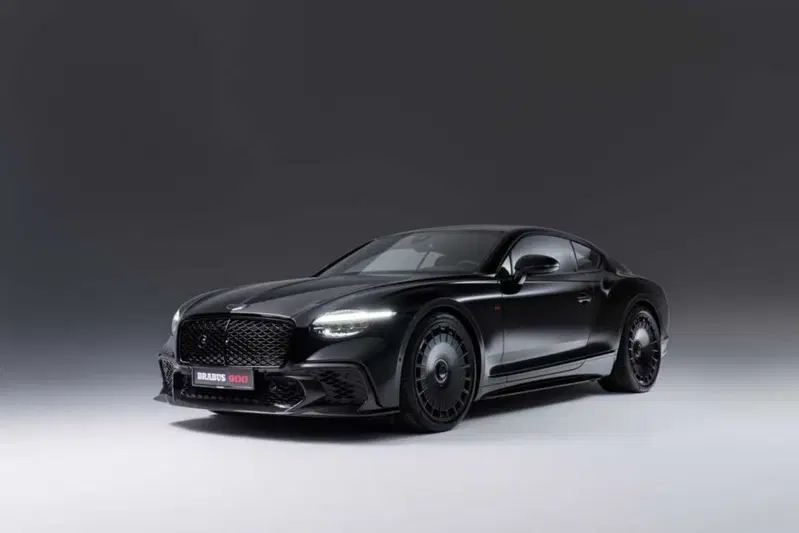 BRABUS 900 Superblack