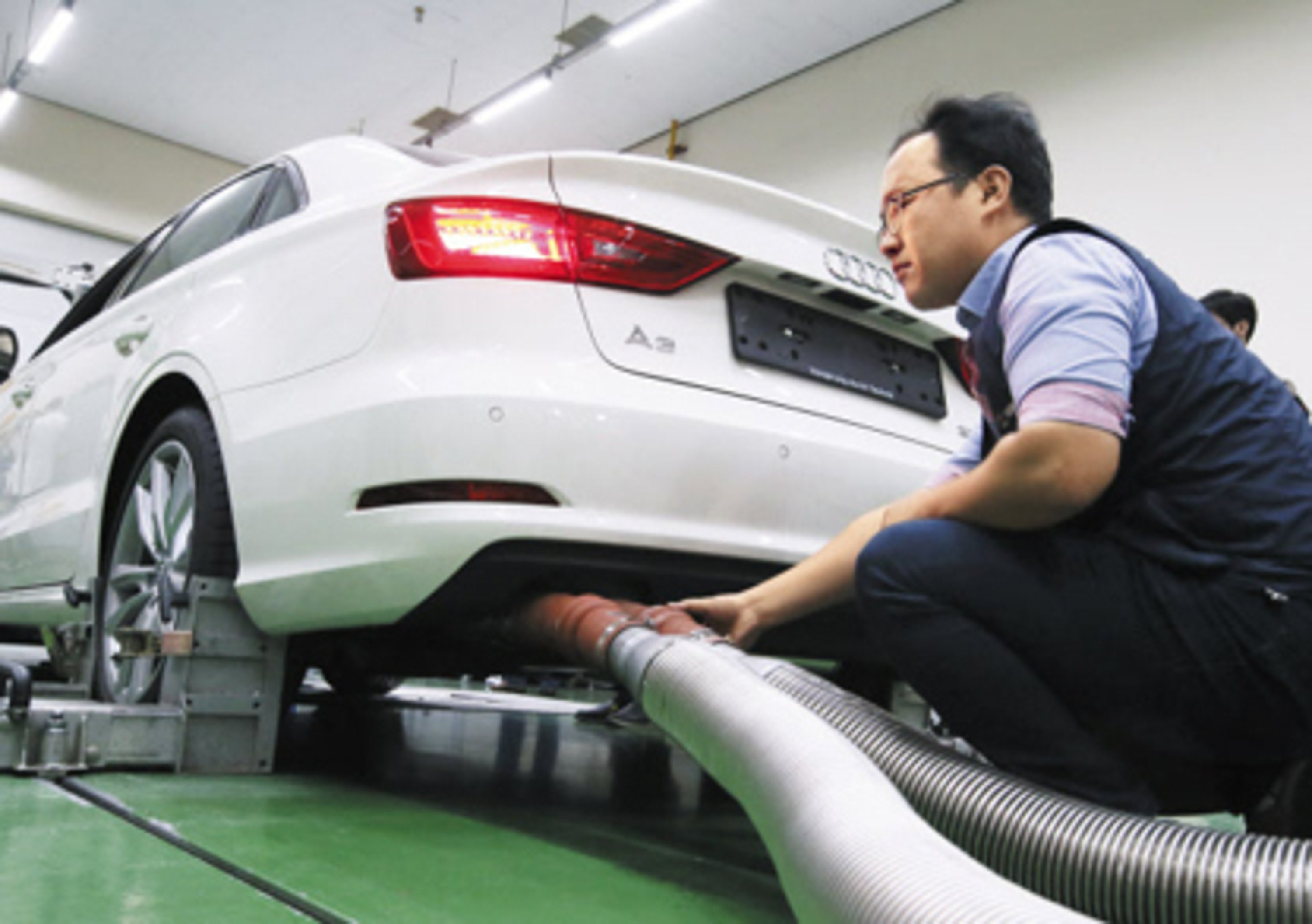 Emissioni falsificate, in Corea maxi-multa e blocco vendite per VW