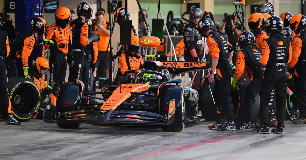 McLaren da record: dominio totale in F1 e tassa d&rsquo;iscrizione da capogiro per il 2026! La lista completa