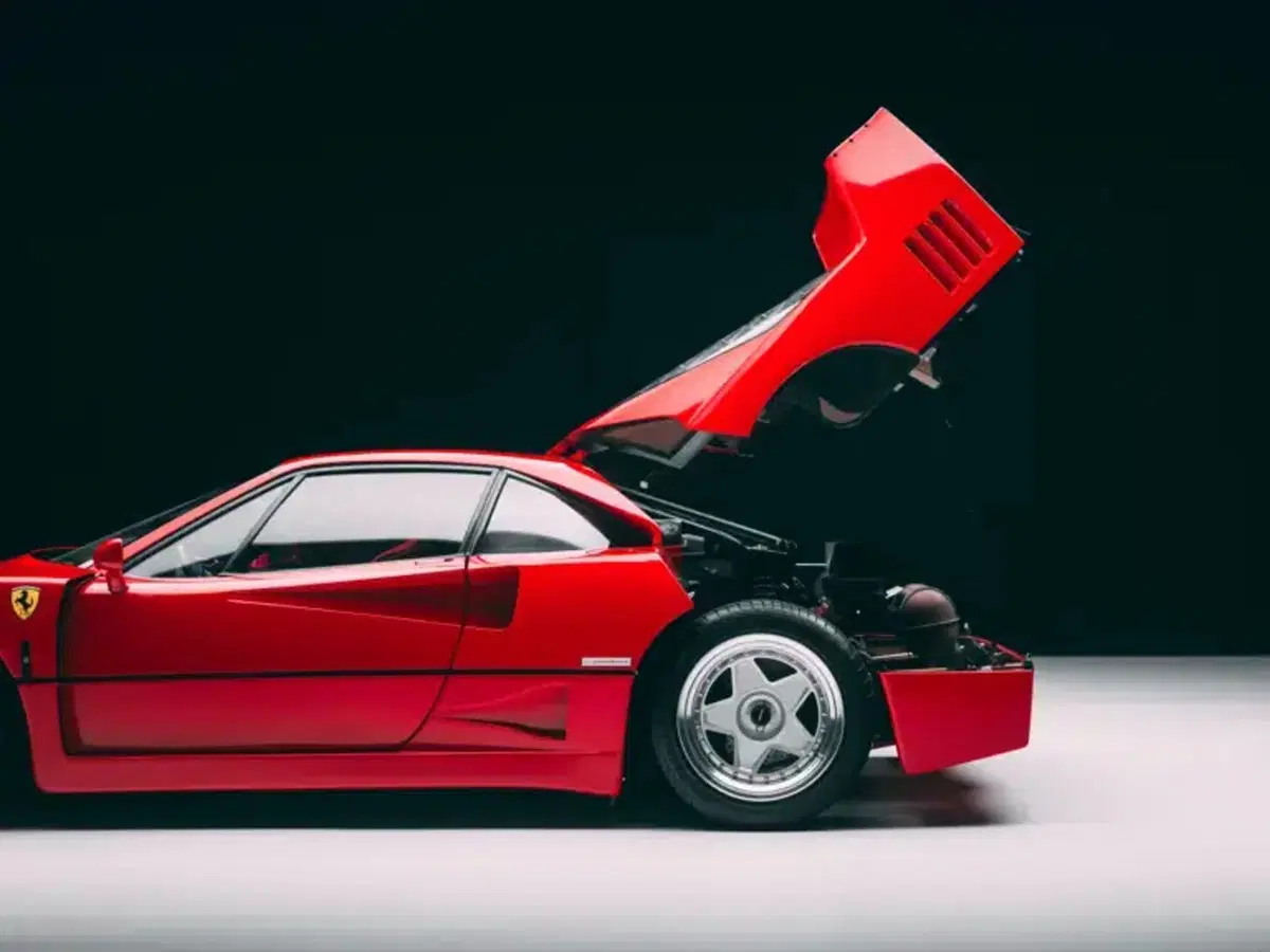 La Ferrari F40 di Alain Prost è stata venduta all’asta: ecco quanto vale oggi (45)