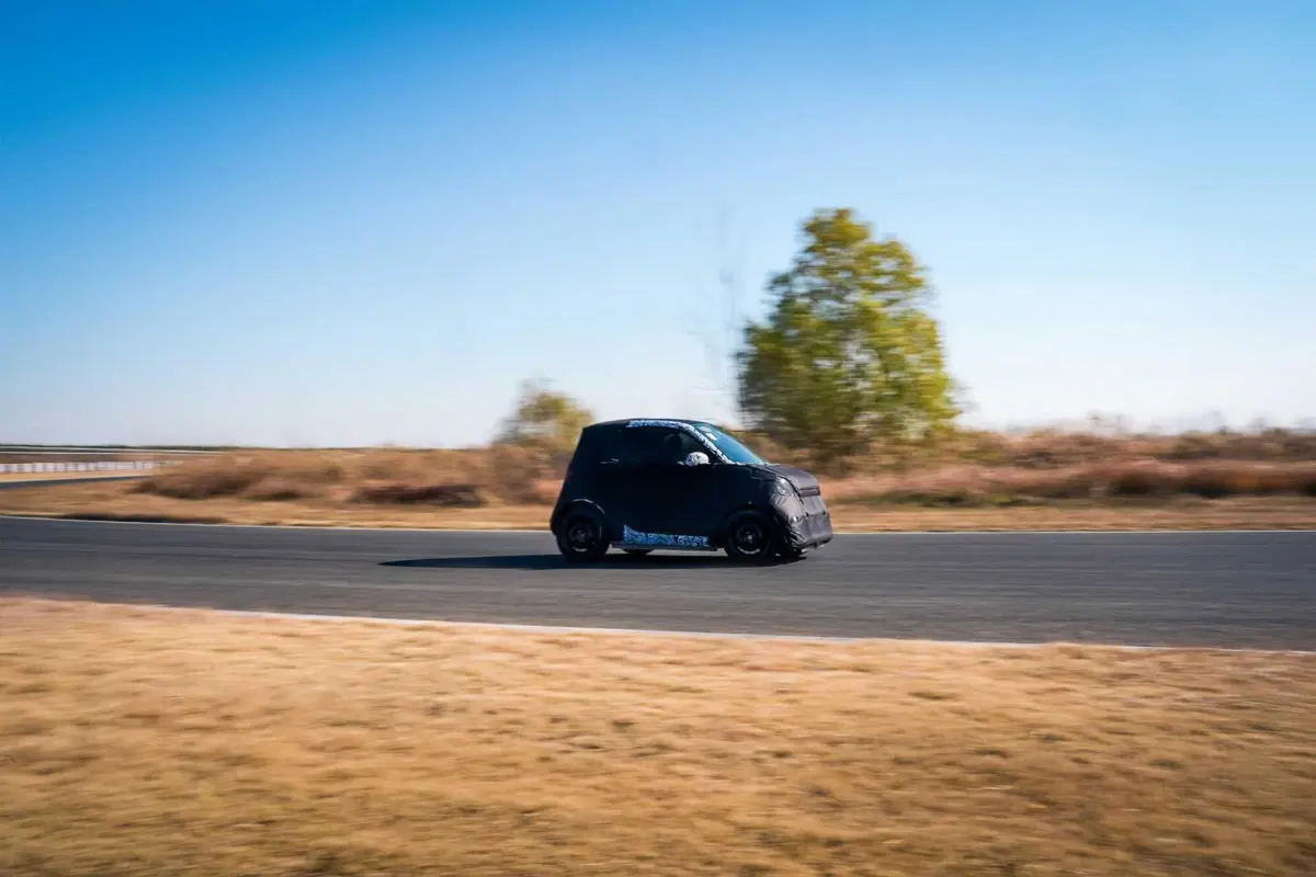 Smart #2, l’erede della Fortwo entra nella fase finale di sviluppo: debutto nel 2026