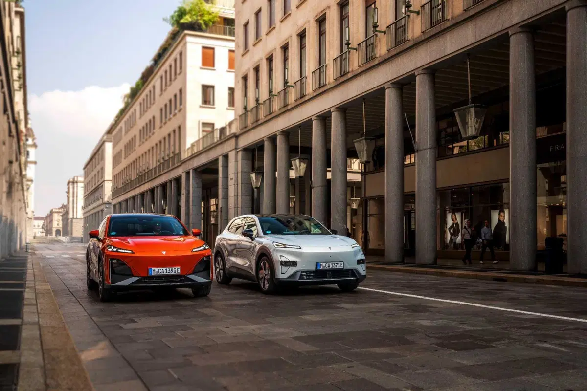 Changan sbarca in Italia con Deepal S07 e S05: investimenti, design italiano e (presto) l'ibrido. Ecco come vanno (3)