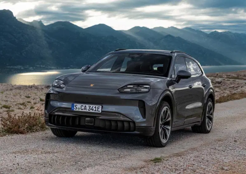 Porsche Cayenne (2025-->>) (5)