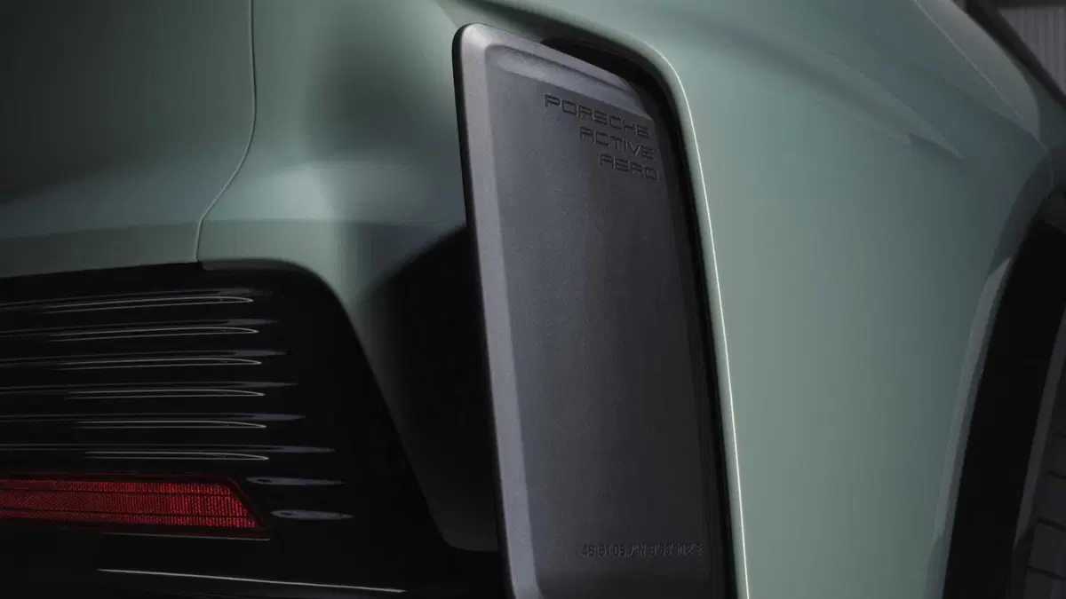 Porsche Cayenne turbo electric (11)
