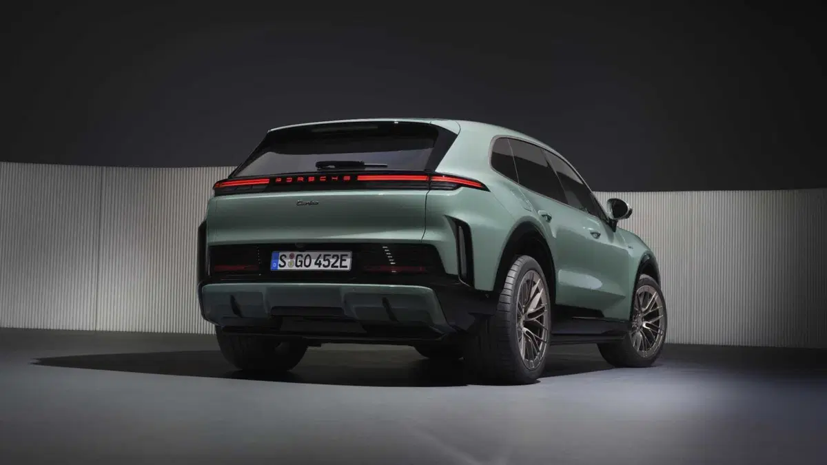 Porsche Cayenne turbo electric (3)