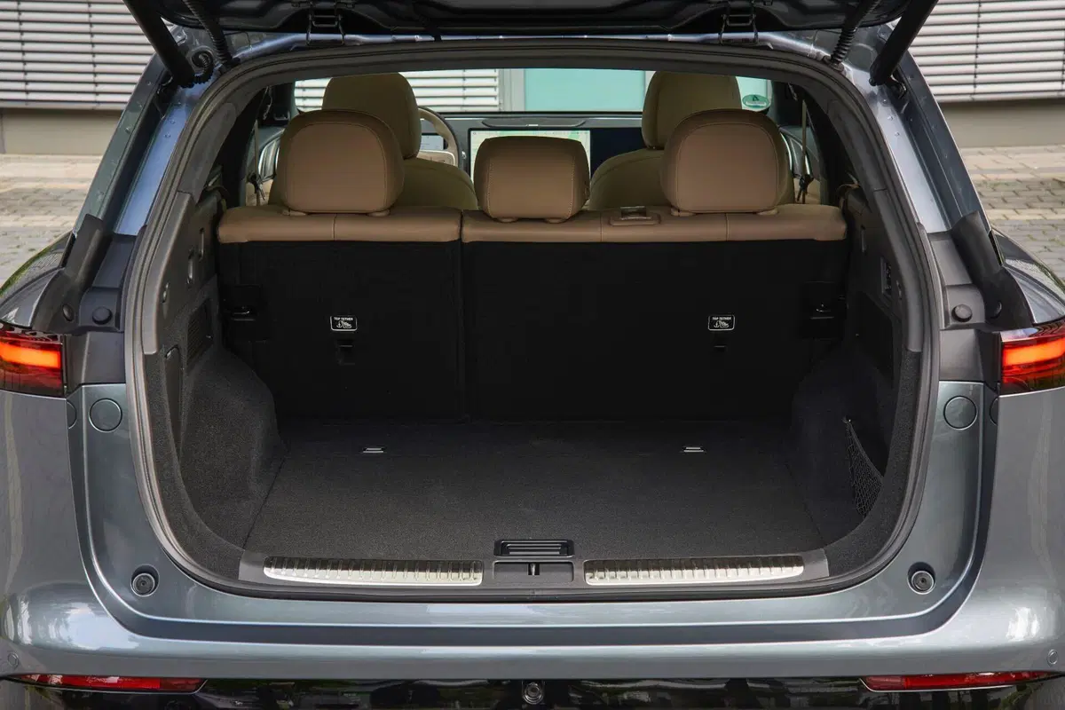 Xpeng G9 (54)
