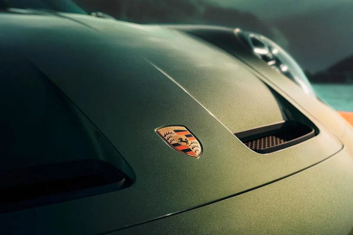 Porsche 911 GT3 90 F. A. Porsche: la serie limitata da oltre 360.000 euro (3)