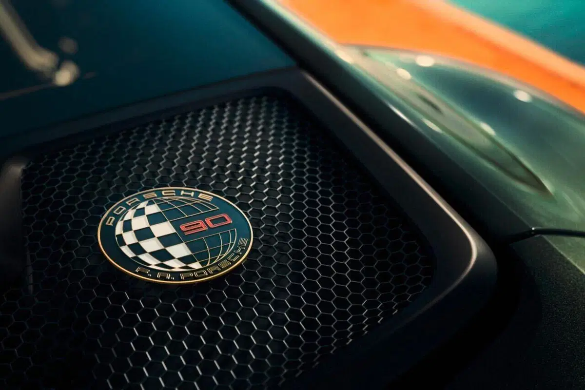 Porsche 911 GT3 90 F. A. Porsche: la serie limitata da oltre 360.000 euro (6)