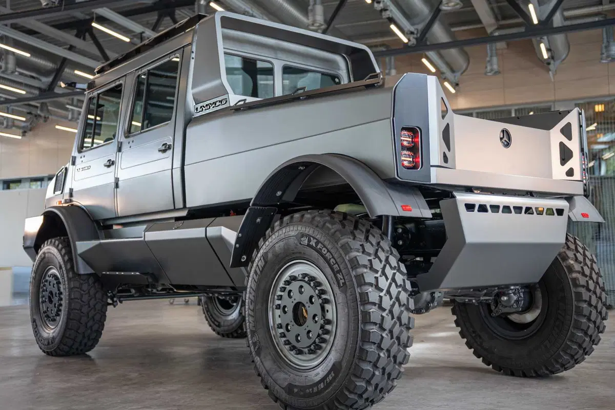 Mercedes Unimog di lusso: 300 CV e interni premium per il fuoristrada più esclusivo di sempre (16)