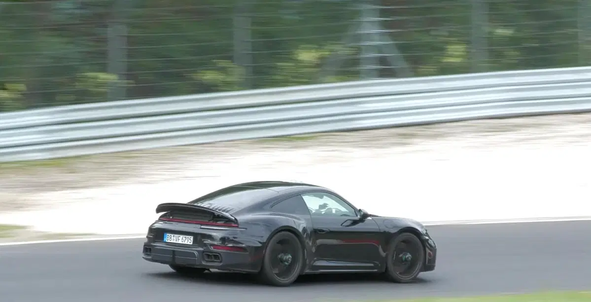 Porsche 911 Turbo Touring: 701 CV per chi odia mettersi in mostra (6)