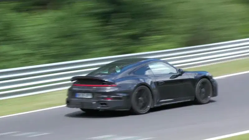 Porsche 911 Turbo Touring: 701 CV per chi odia mettersi in mostra