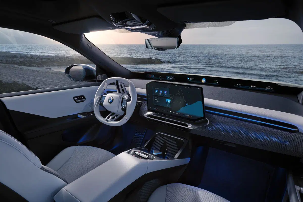 Interni della nuova BMW iX3 2026