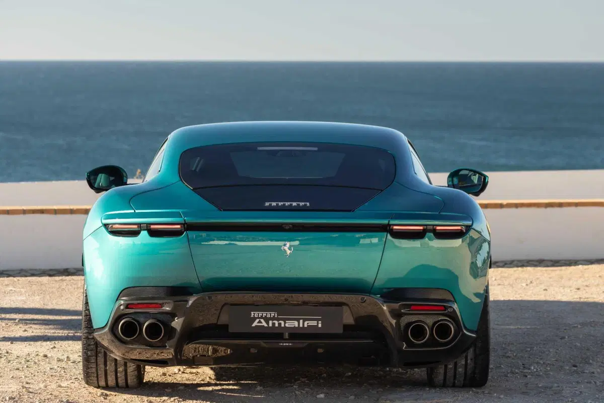 Ferrari Amalfi: 640 CV e design raffinato per la nuova GT che sostituisce la Roma (16)
