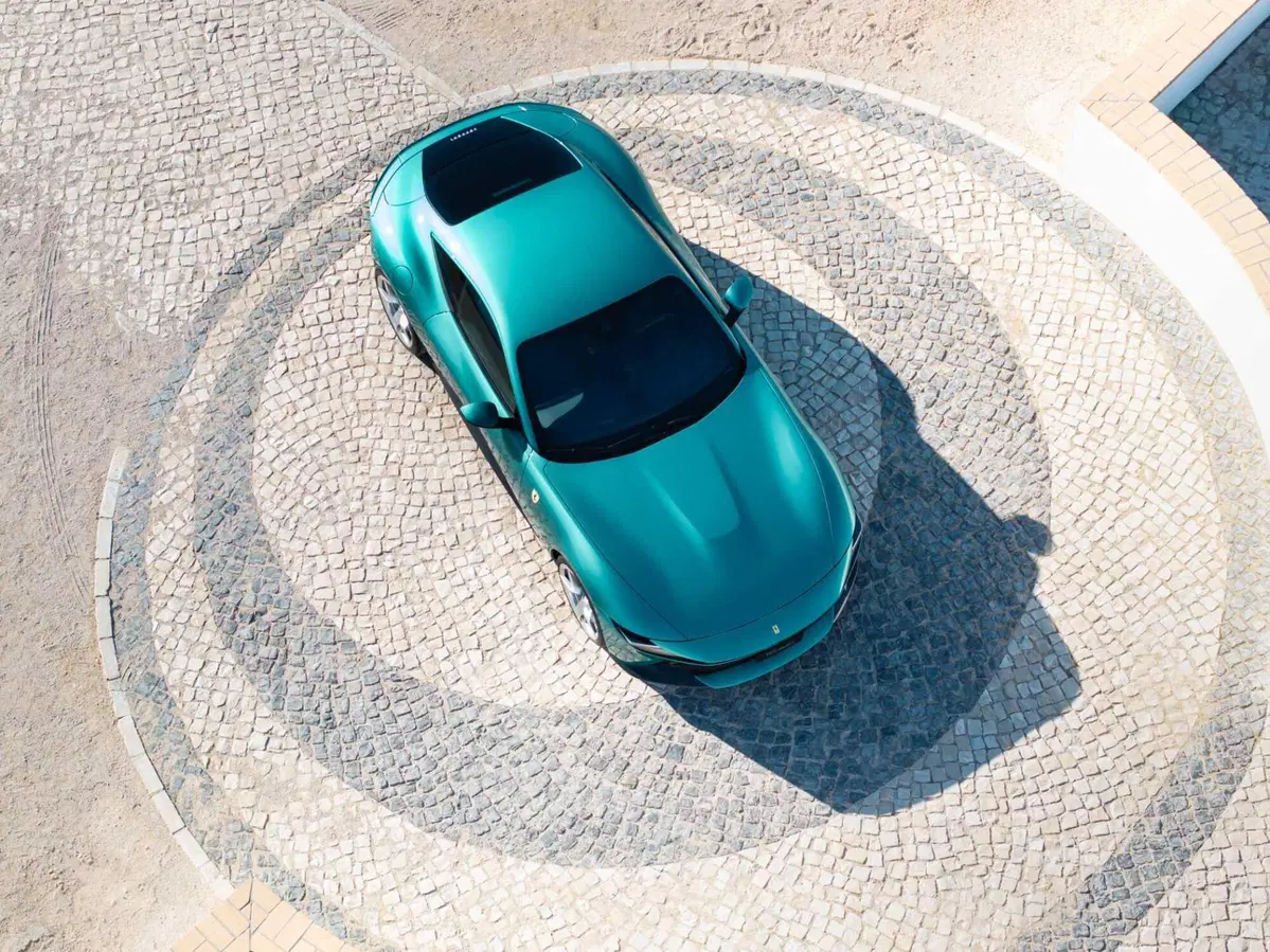 Ferrari Amalfi: 640 CV e design raffinato per la nuova GT che sostituisce la Roma (21)