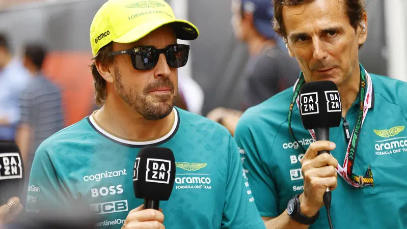 F1. &ldquo;Fernando con la macchina giusta vincerebbe il mondiale&rdquo;: Pedro de la Rosa carica Alonso per il 2026 con Aston Martin