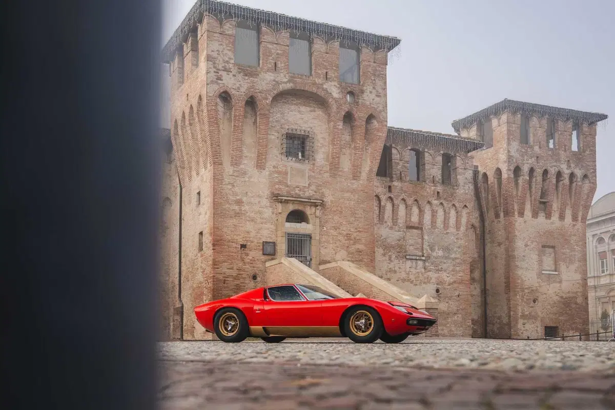 La Lamborghini Miura più preziosa al mondo: abbiamo guidato l’auto personale di Ferruccio Lamborghini