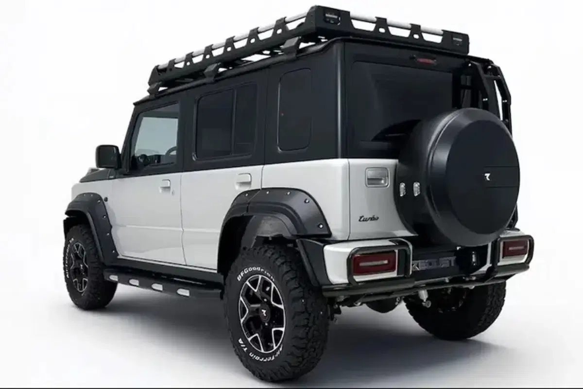 Jimny o Defender? Ecco la mini Land Rover firmata Suzuki (9)