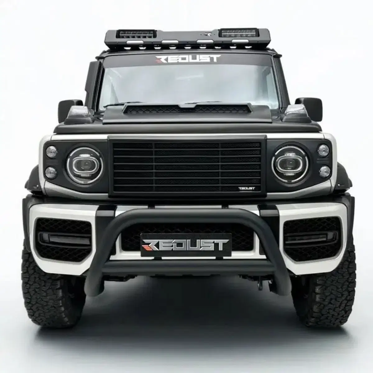 Jimny o Defender? Ecco la mini Land Rover firmata Suzuki (11)