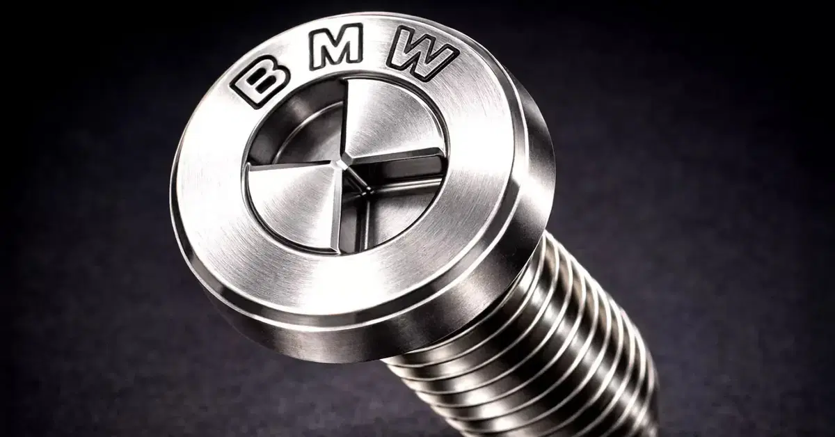Le nuove viti BMW bloccano le riparazioni fai-da-te: cosa cambia per i proprietari
