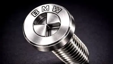 Le nuove viti BMW bloccano le riparazioni fai-da-te: cosa cambia per i proprietari