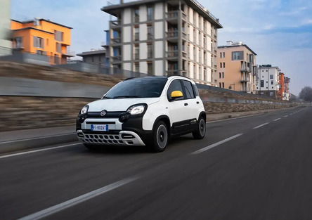 Auto più vendute novembre 2025: Fiat Panda inarrestabile, ma i cinesi conquistano il podio elettrico