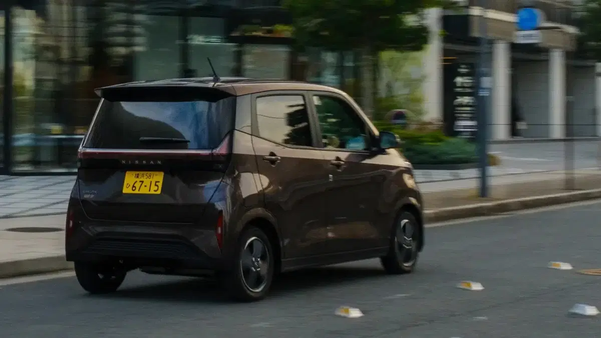 Nissan Sakura 2026: la kei-car elettrica che può rivoluzionare la mobilità europea (5)