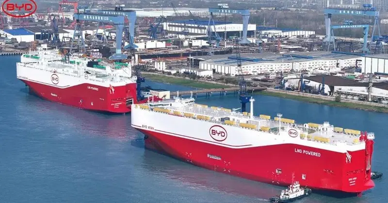 BYD verso il milione di auto esportate nel 2025: numeri record, ma non tutto ci&ograve; che luccica &egrave; oro...