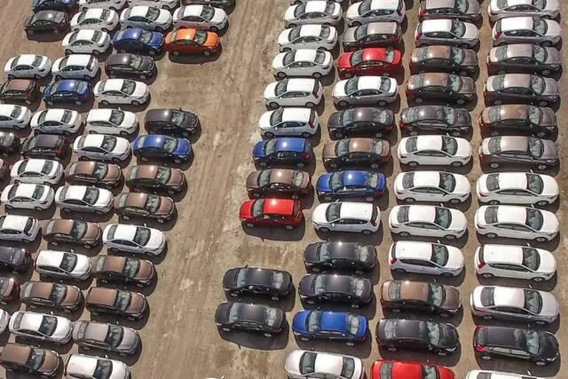 Piazzale auto