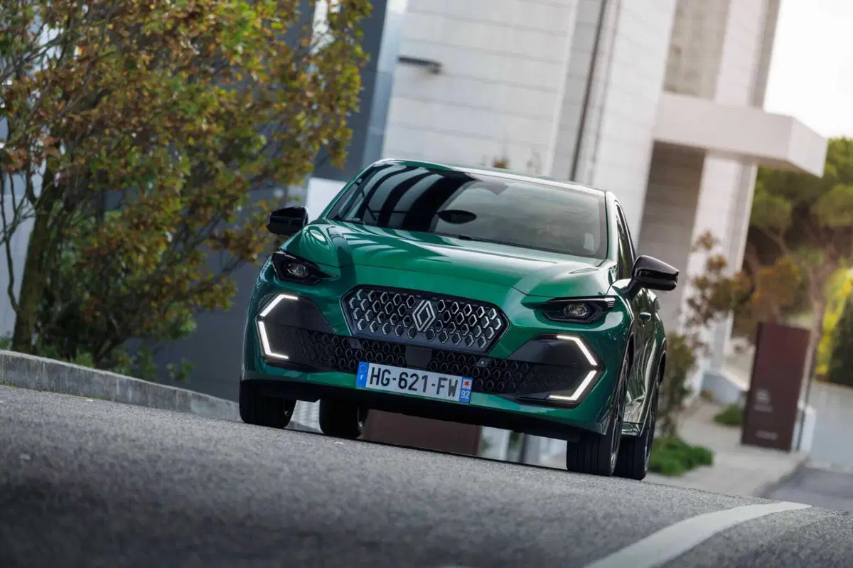 Renault Clio 6 E-Tech 160: i consumi reali dell'ibrida sono davvero così bassi? (3)