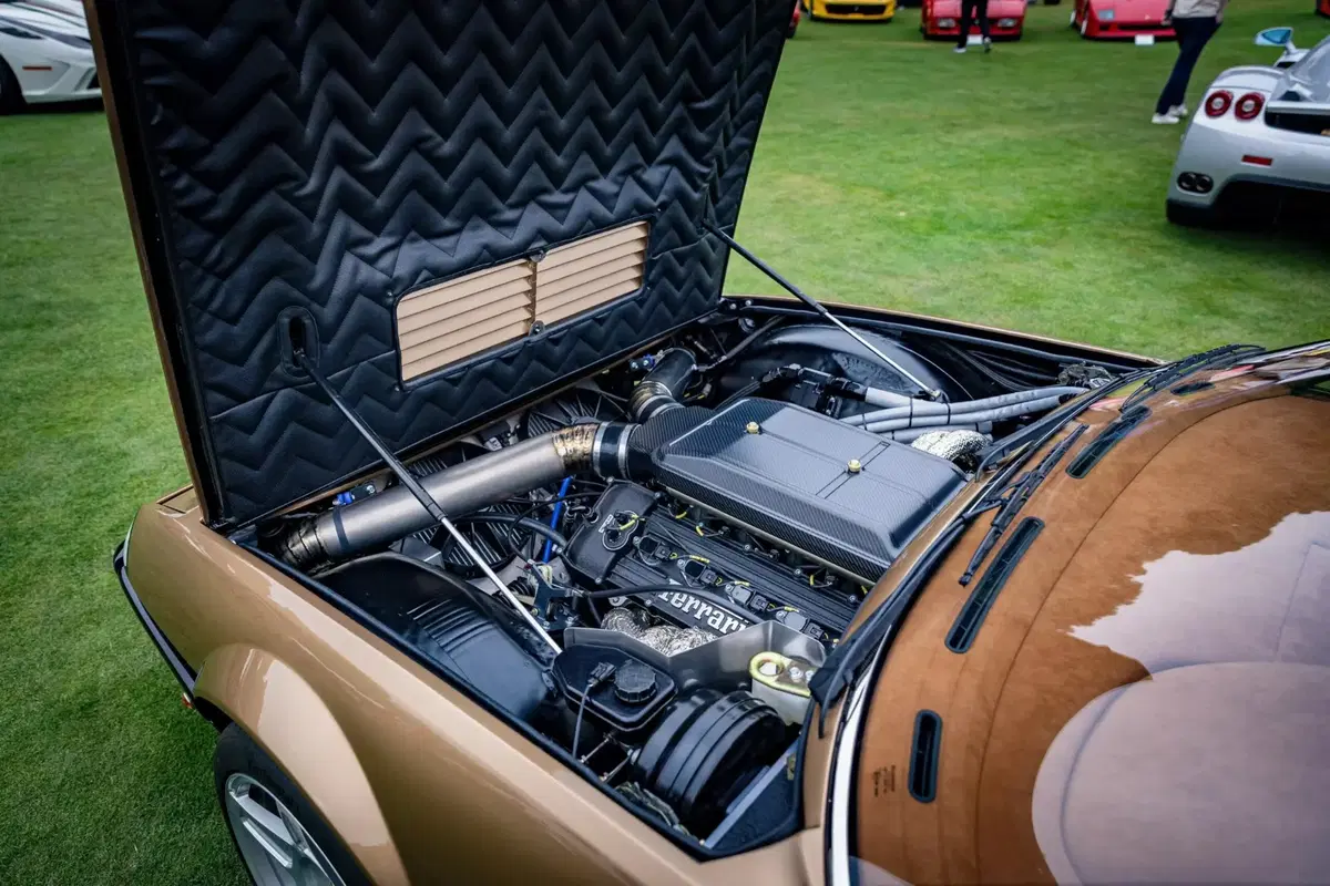 La Ferrari 412 Superfast Restomod con il V12 dell’812 e cambio manuale: un capolavoro da 1,8 milioni di dollari (6)