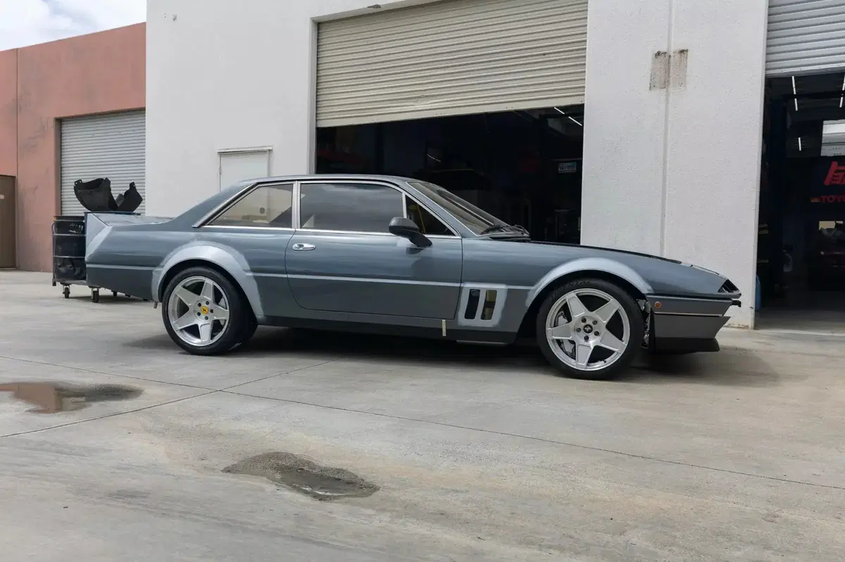 La Ferrari 412 Superfast Restomod con il V12 dell’812 e cambio manuale: un capolavoro da 1,8 milioni di dollari (11)