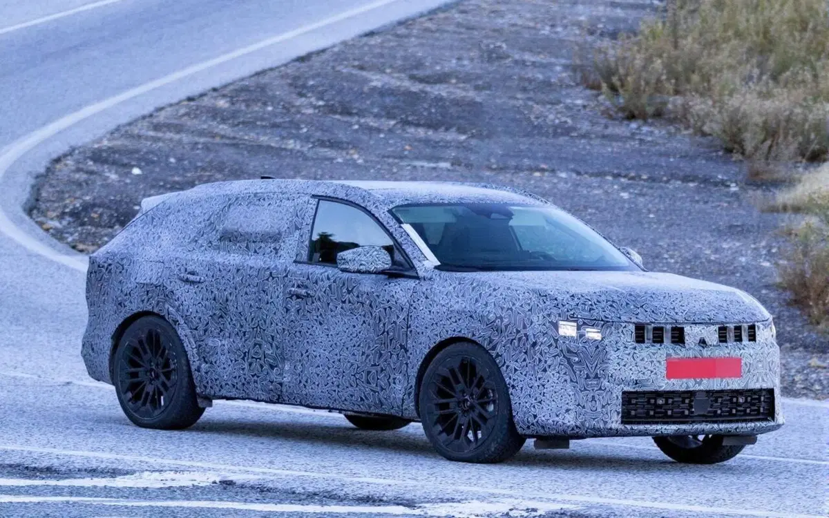 Dacia C-Neo: la wagon crossover che sfida le regine del segmento sta prendendo forma (5)