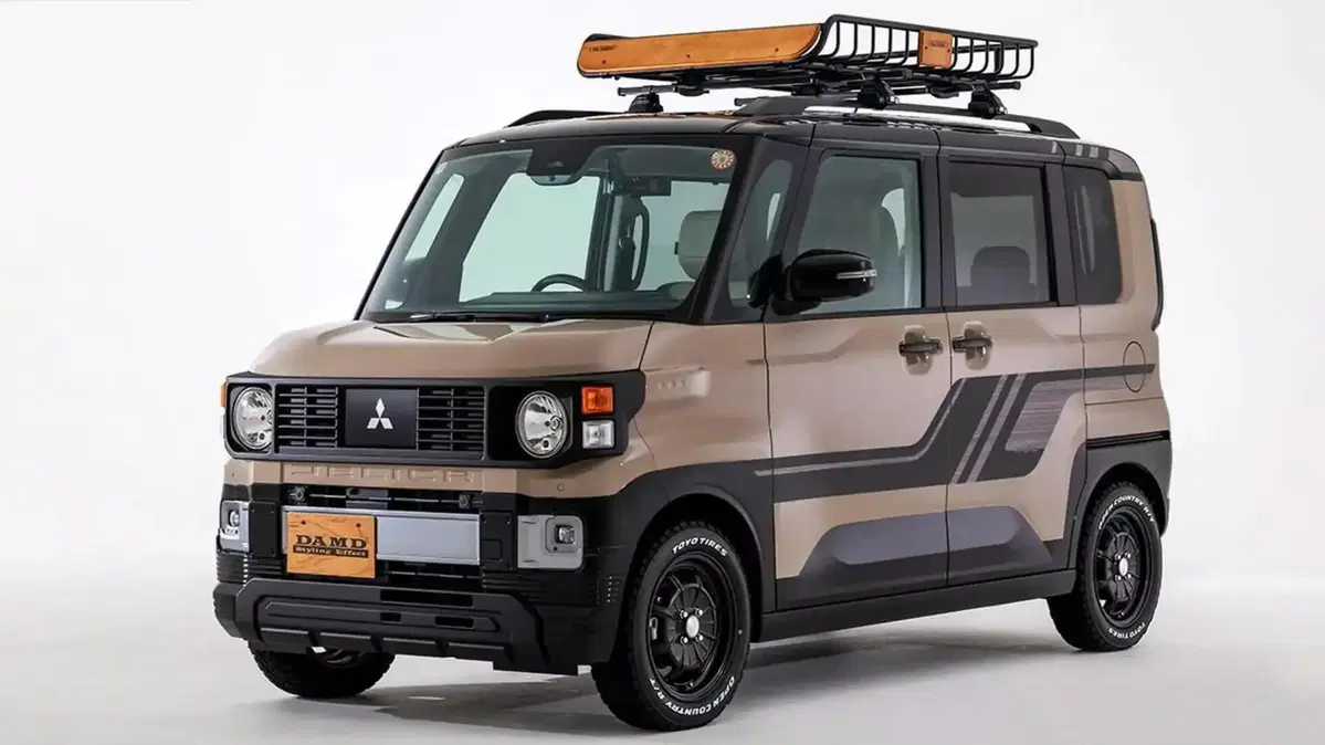 Mitsubishi Delica Mini con il kit Damd (3)
