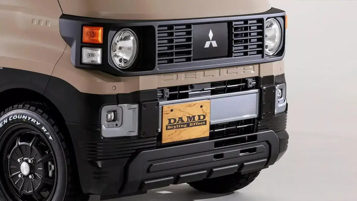 Mitsubishi Delica Mini con il kit Damd (4)