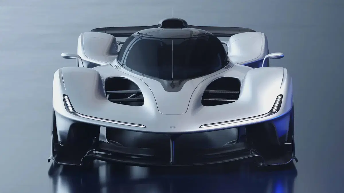 Red Bull RB17: la hypercar da 1.200 CV con un V10 a 15.000 giri (3)